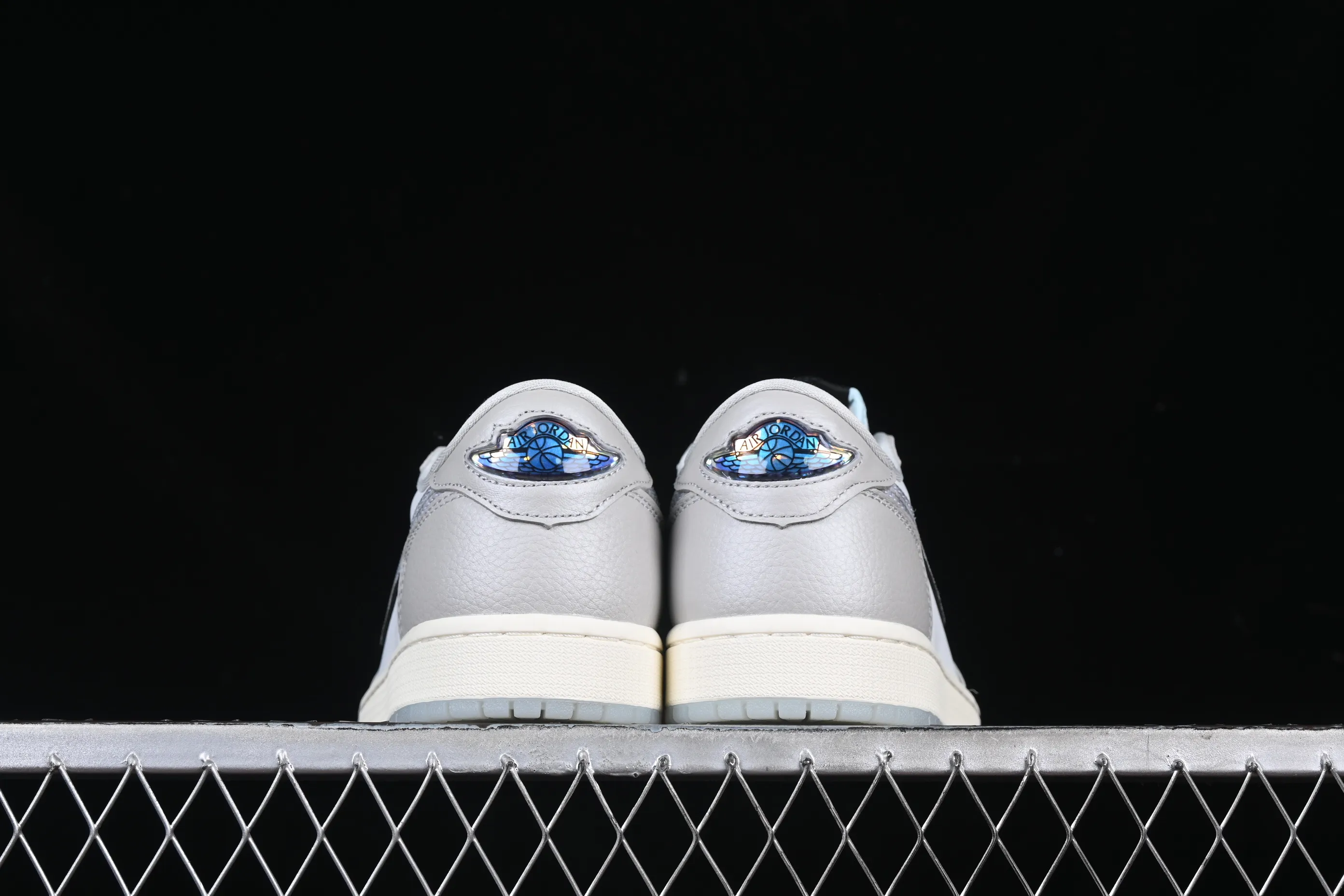 All Categories Air Jordan Jordan Series Basketball Shoes Air Jordan 1 Low Air Jordan 1 Low OG "CNY" AJ1 Joe 1 Year of the Snake Limited Silver Snake Low-top Retro Basketball Shoes HF3144-100